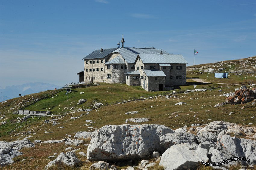 064 Rifugio Bolzano.JPG